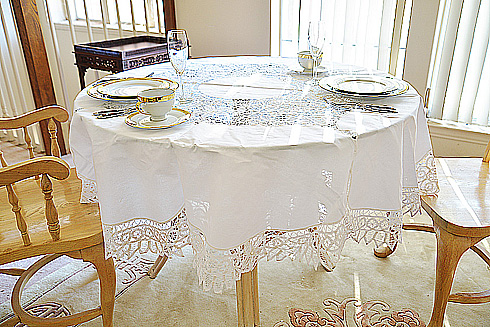 Battenburg Lace Round Tablecloth. 68" Round.With 8 napkins.White
